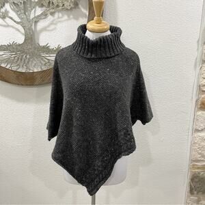 Carraig Donn Irish Pure New Wool Cable Knit Cowl Poncho Heathered Gray One Size